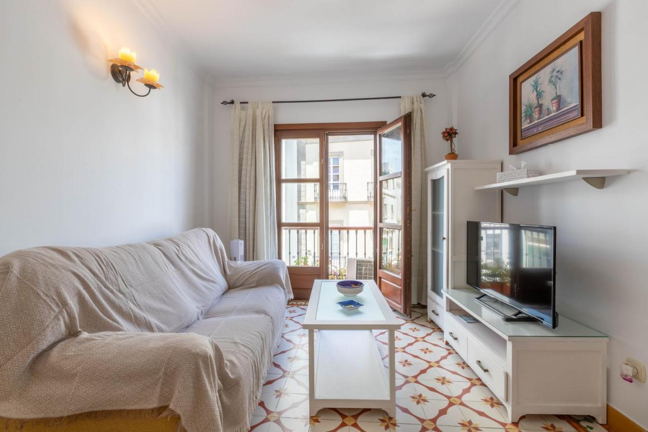 Apartamentos Trujillo Тарифа Екстериор снимка