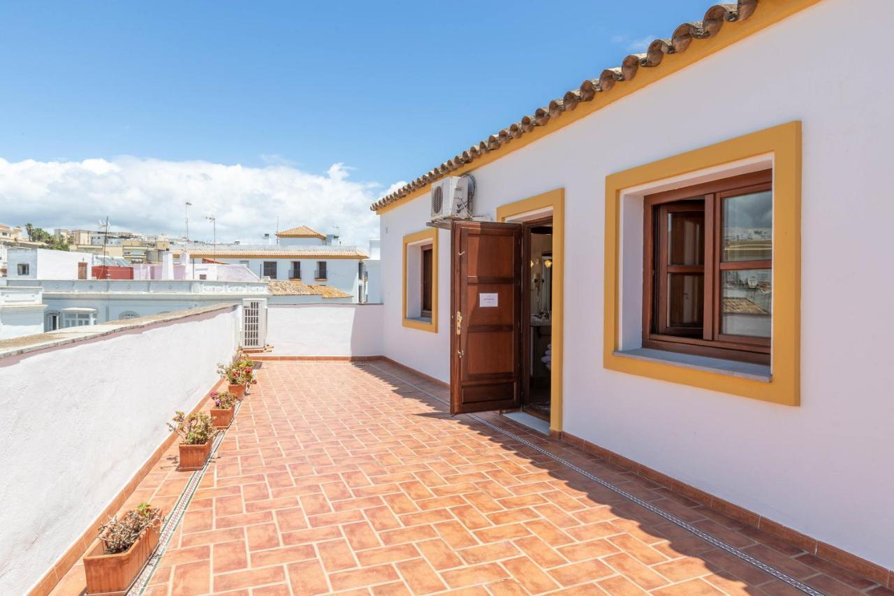 Apartamentos Trujillo Тарифа Екстериор снимка