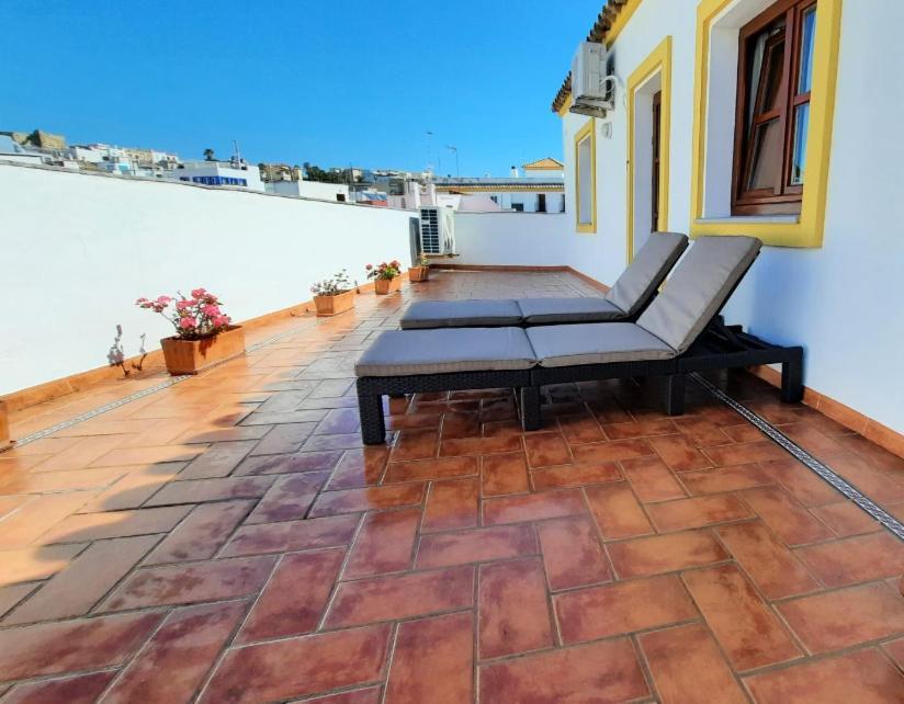 Apartamentos Trujillo Тарифа Екстериор снимка